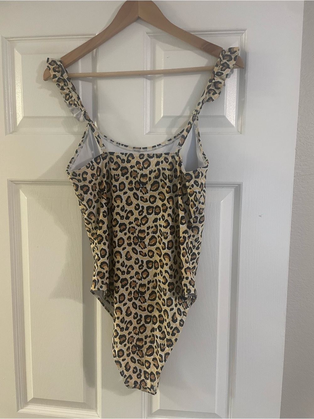 Leopard Print One-Piece Swimsuit - Picture 4 of 8
